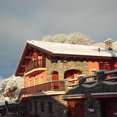 Les Vrais Rayons Hotel Verrayes Exterior photo